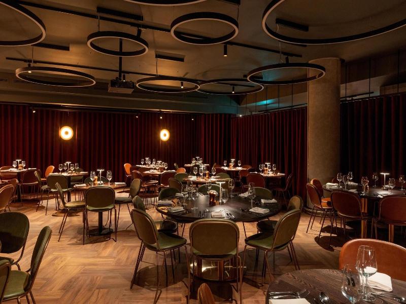 Radisson RED London Twickenham image