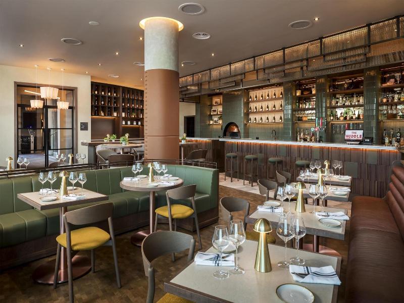 Radisson RED London Twickenham image