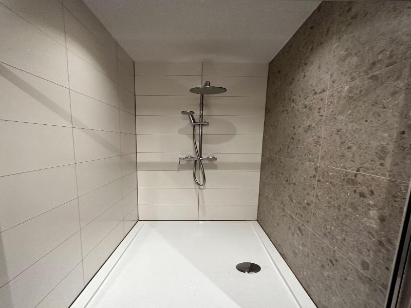 One Lux Stay Near Fashion District image