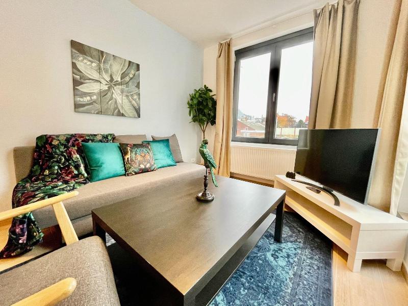 One Lux Stay Near Fashion District image