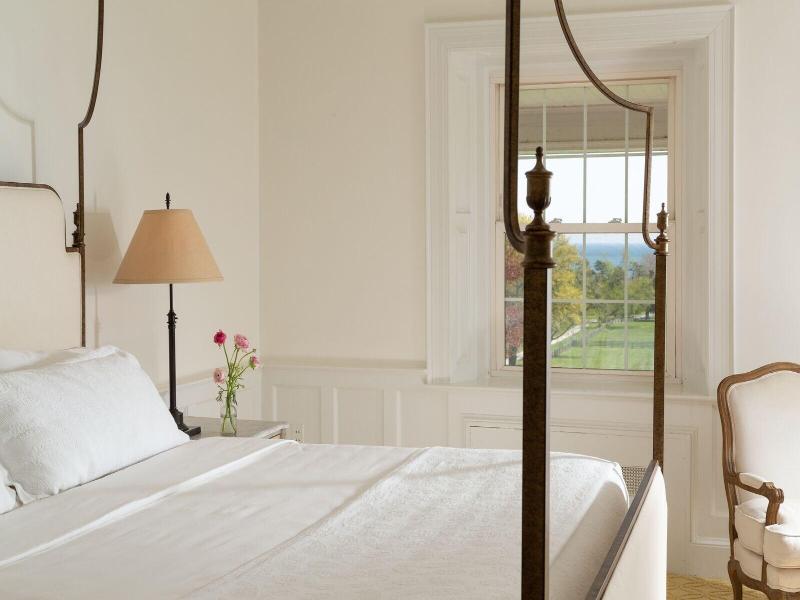 The Inn At Tacaro Estate image
