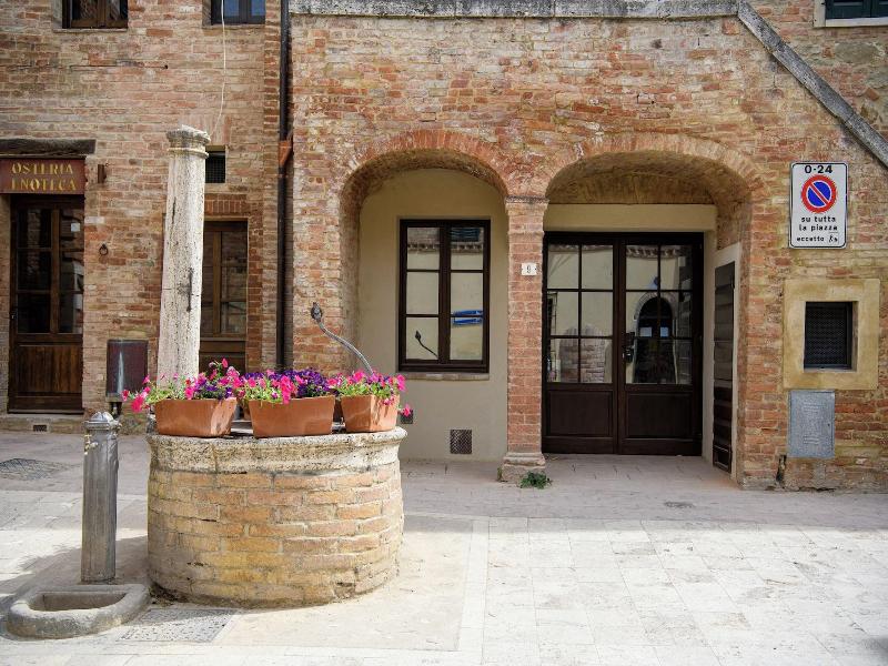 Albergo Diffuso Borgo Santo image