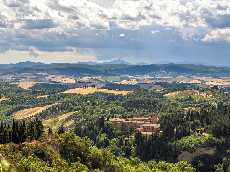 Albergo Diffuso Borgo Santo image