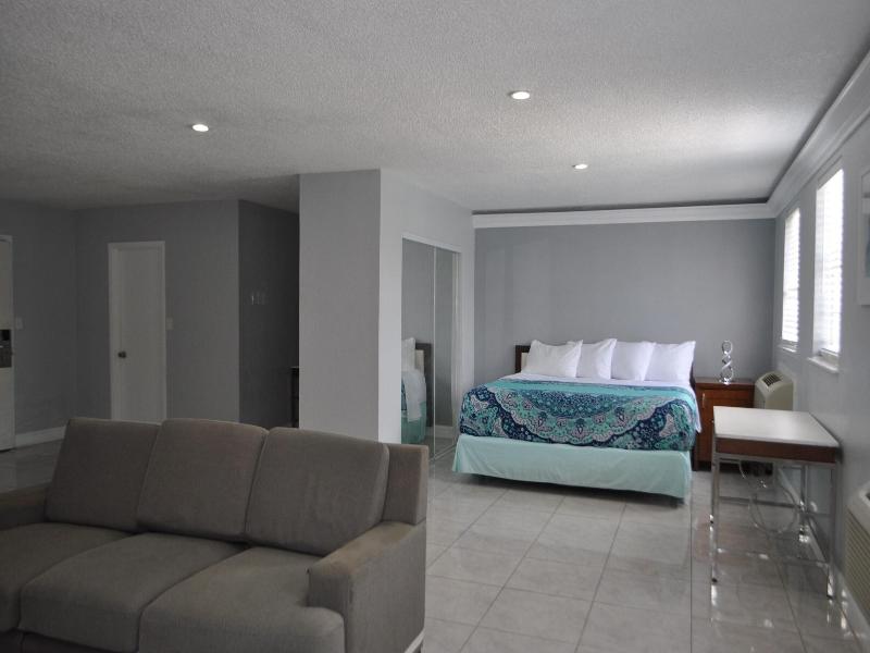 Apm Inn And Suite — photo 43