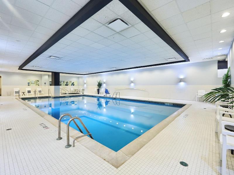 Renaissance Chicago O'Hare Suites Hotel image