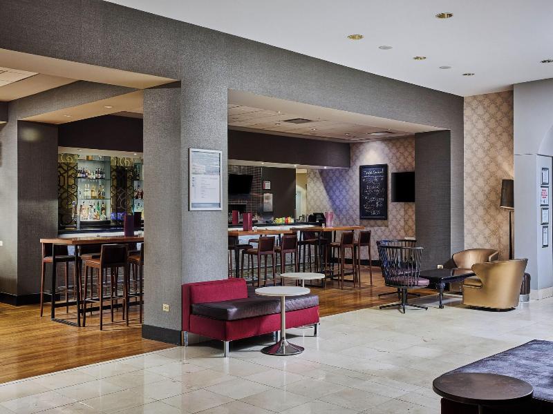 Renaissance Chicago O'Hare Suites Hotel image
