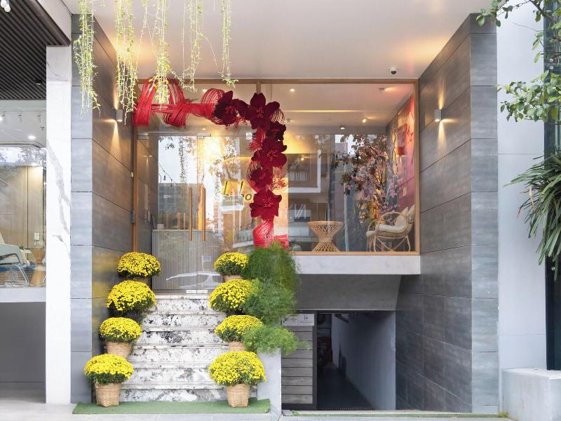 Shi House By Haviland image