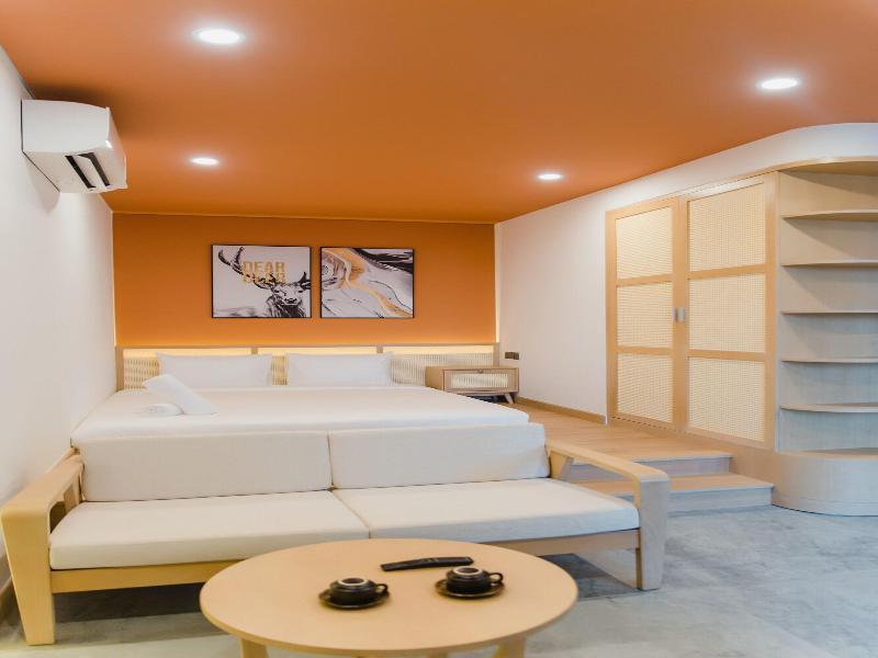 Shi House By Haviland image