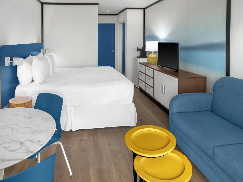 Montauk Blue Hotel image