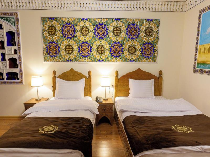 Hotel Iman image