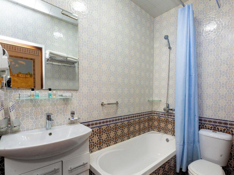 Hotel Iman image