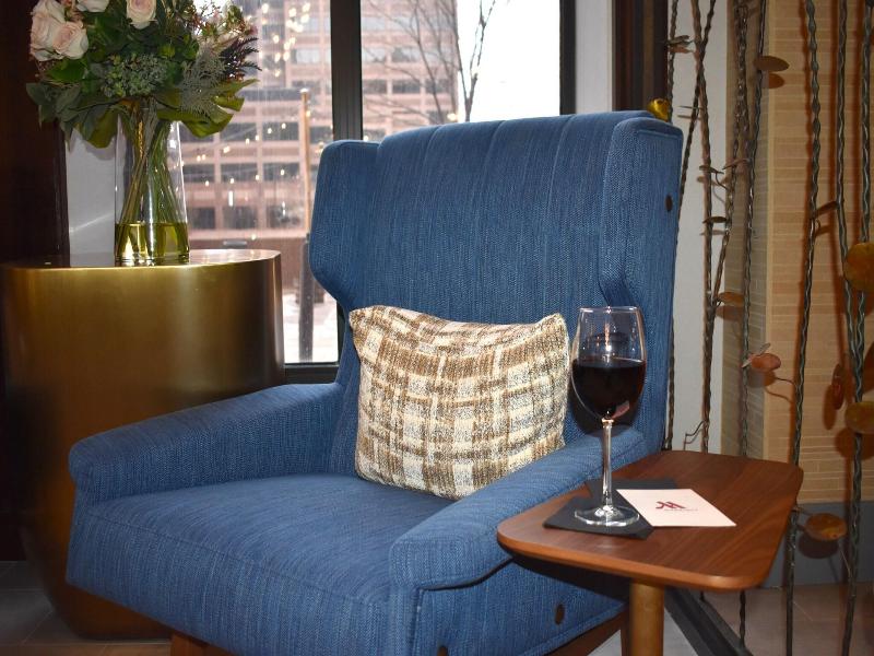 Chicago Marriott Suites O'Hare image
