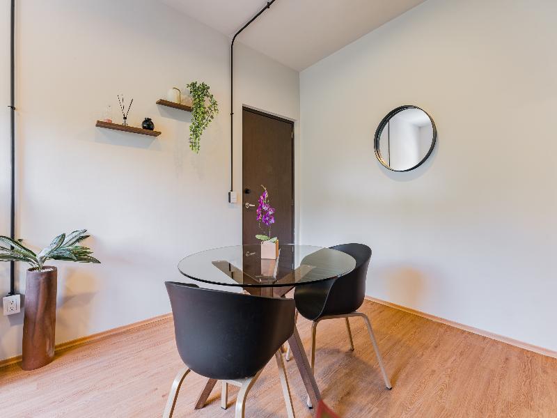 Mariano Hospitality By Vh image