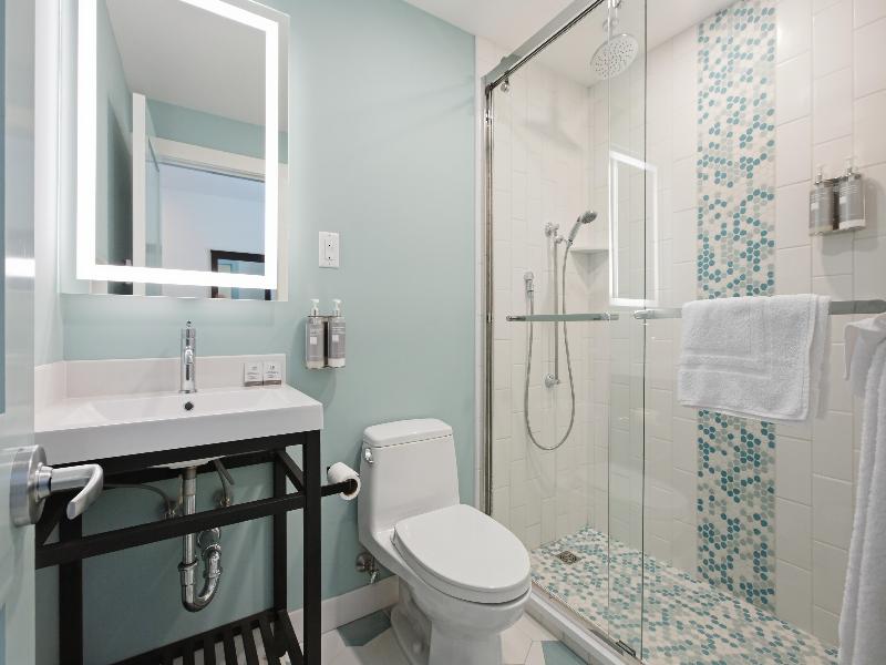 Wilder Inn South Wellfleet, Outset Collection image