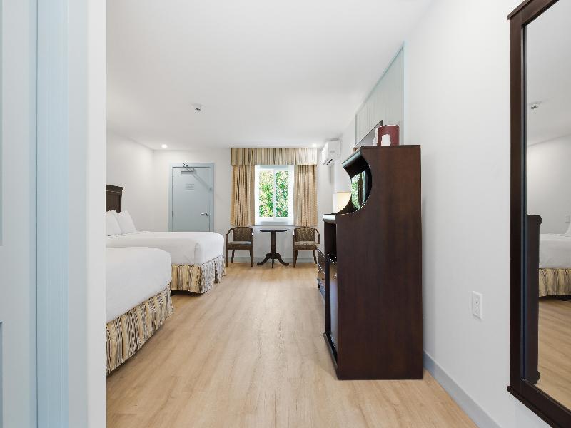 Wilder Inn South Wellfleet, Outset Collection image
