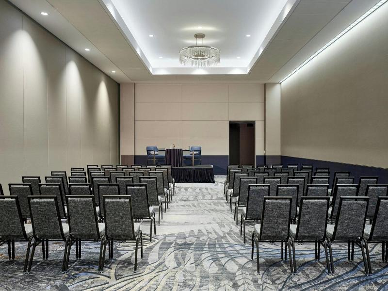 Renaissance Schaumburg Convention Center Hotel image