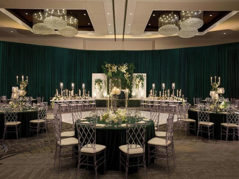 Renaissance Schaumburg Convention Center Hotel image