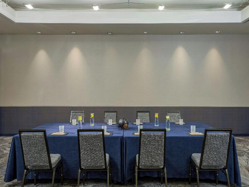Renaissance Schaumburg Convention Center Hotel image