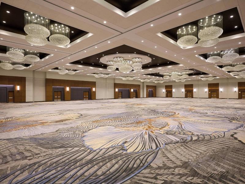 Renaissance Schaumburg Convention Center Hotel image