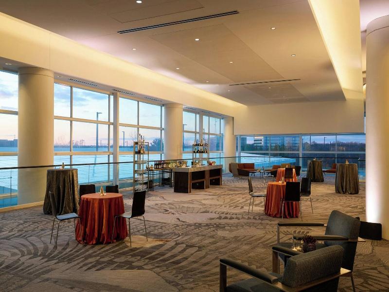 Renaissance Schaumburg Convention Center Hotel image