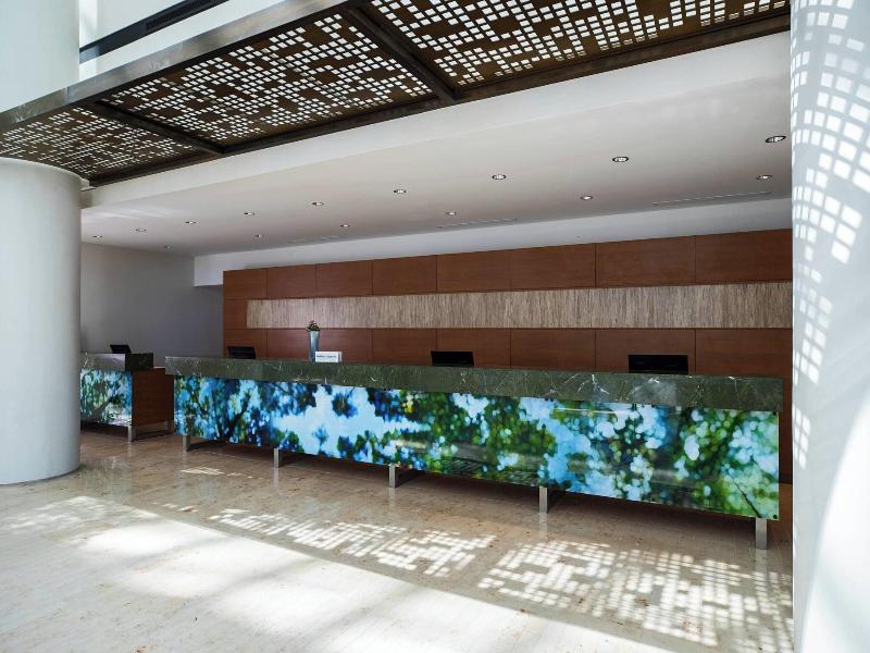 Renaissance Schaumburg Convention Center Hotel image