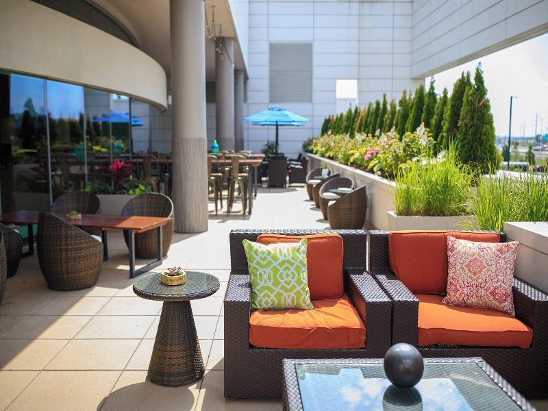 Renaissance Schaumburg Convention Center Hotel image