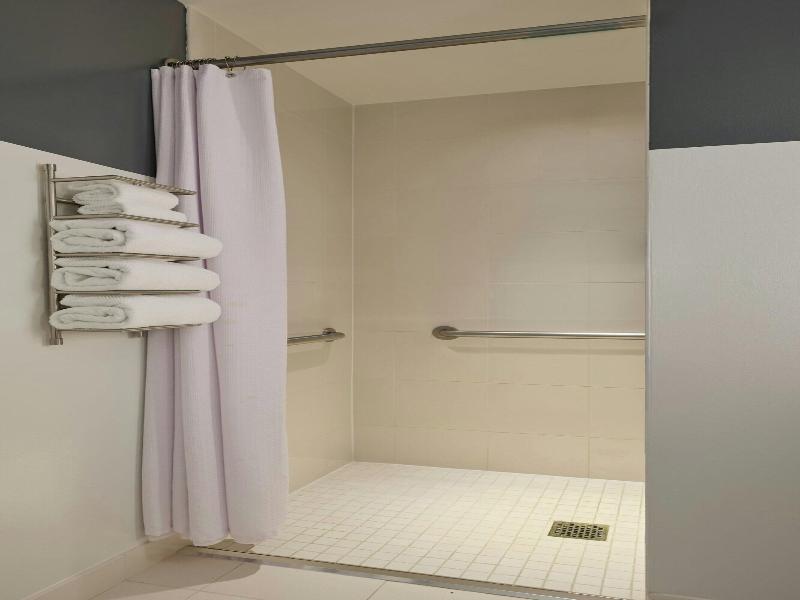 Renaissance Schaumburg Convention Center Hotel image
