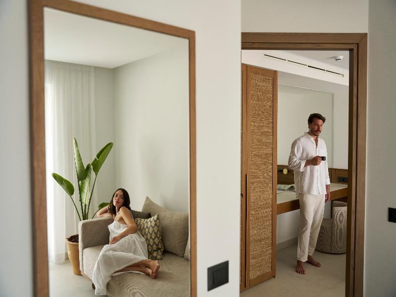 Galaxy Suites Boutique Resort image