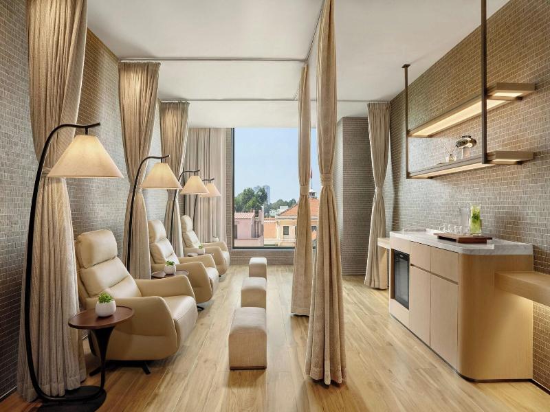 JW Marriott Hotel & Suites Saigon image