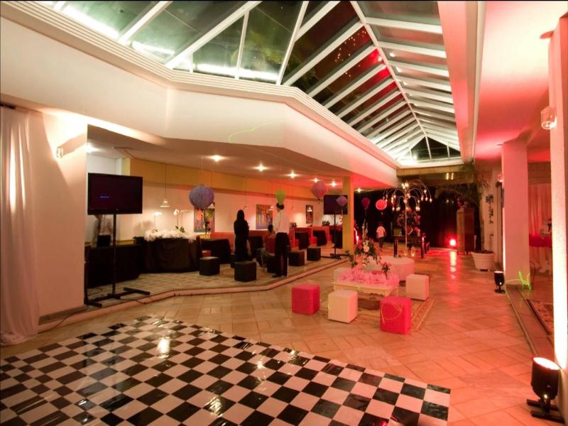 Ingleses Praia Hotel