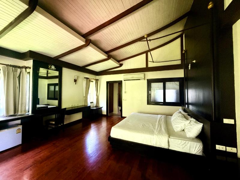 Aonang Phu Petra Resort Krabi image