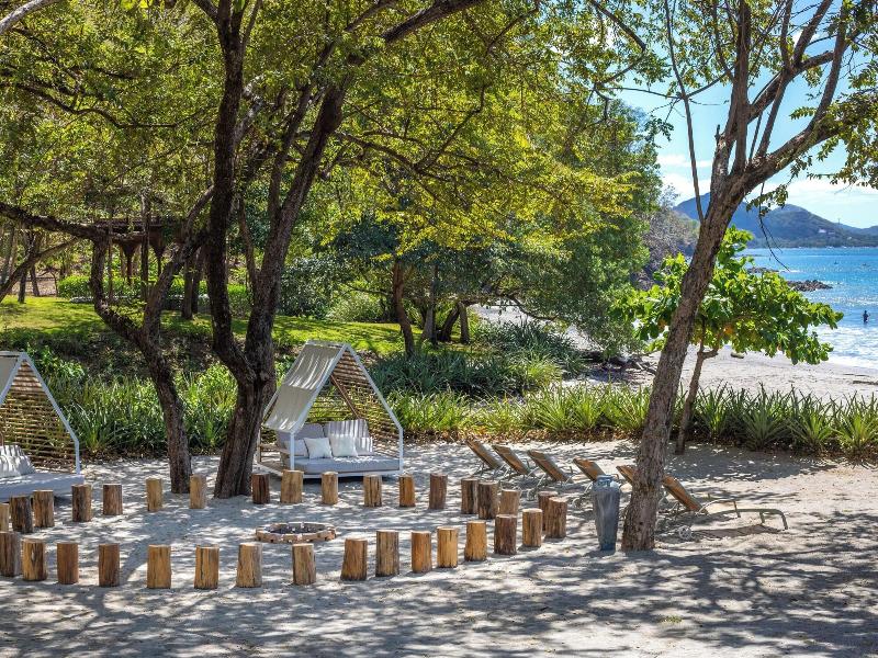 Reunion Wellness Resort Retreats image