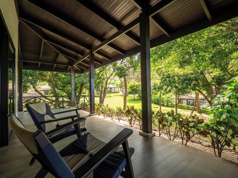 Reunion Wellness Resort Retreats image