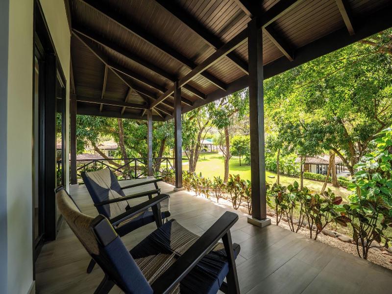 Reunion Wellness Resort Retreats image