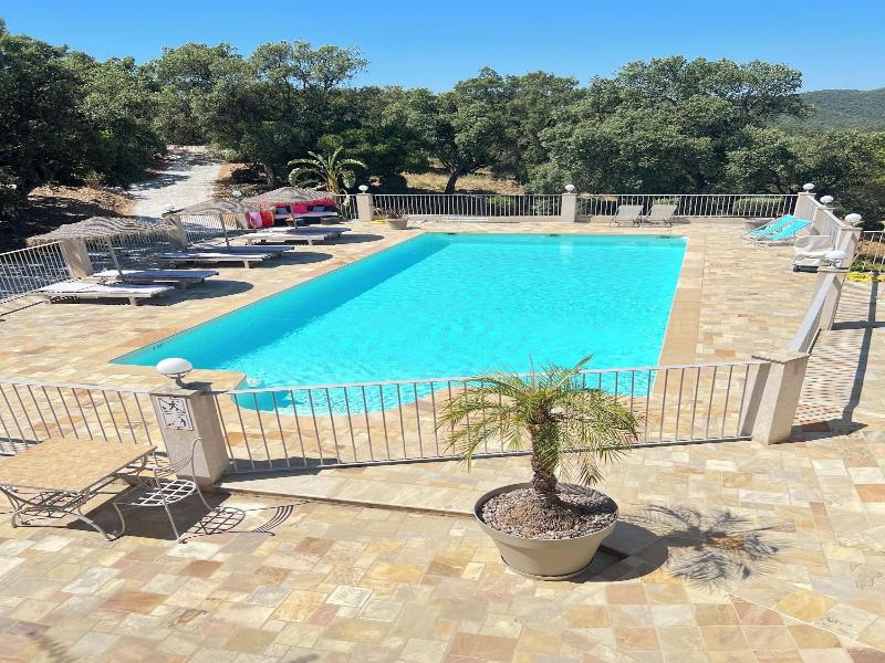 Villa Nais image