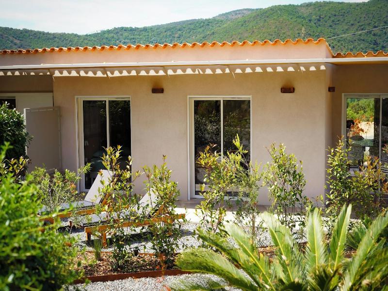 Villa Nais image
