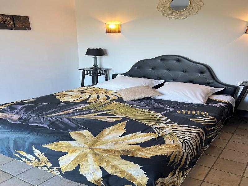 Villa Nais image