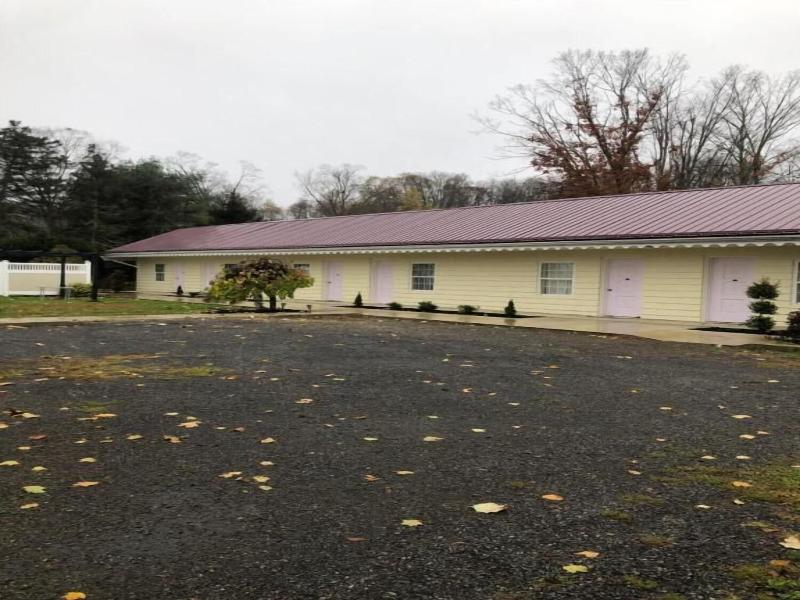 Oakes Oramel Inn 5