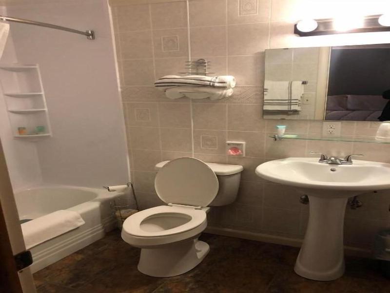 Oakes Oramel Inn — photo 9