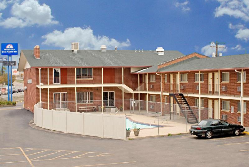 Americas Best Value Inn - Evans image