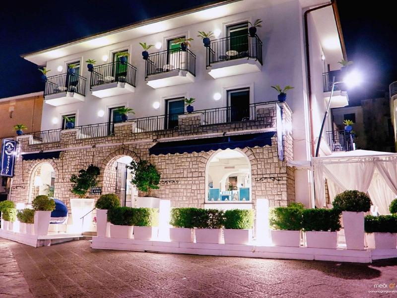 Hotel Le Ancore BW Signature Collection — general view