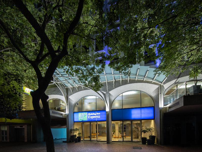 Holiday Inn Express Cape Town City Centre image