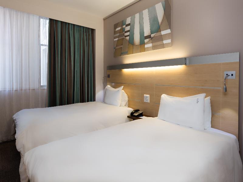 Holiday Inn Express Cape Town City Centre image
