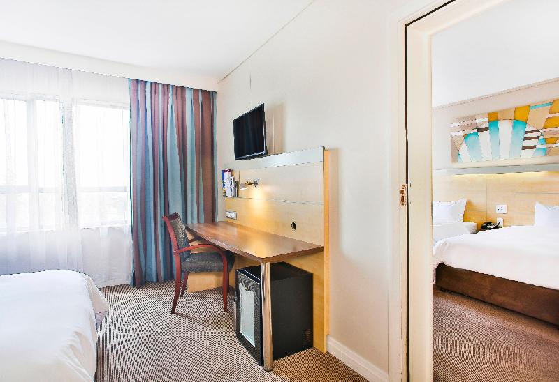 Holiday Inn Express Woodmead - Sandton image