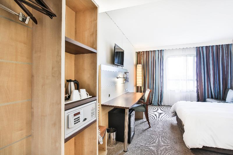 Holiday Inn Express Woodmead - Sandton image