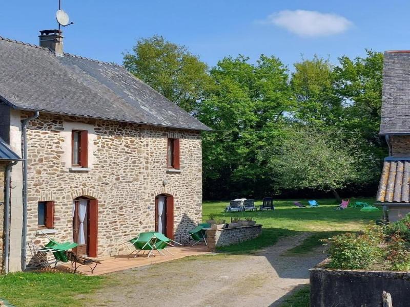 Maison D Hotes La Lavandiere image