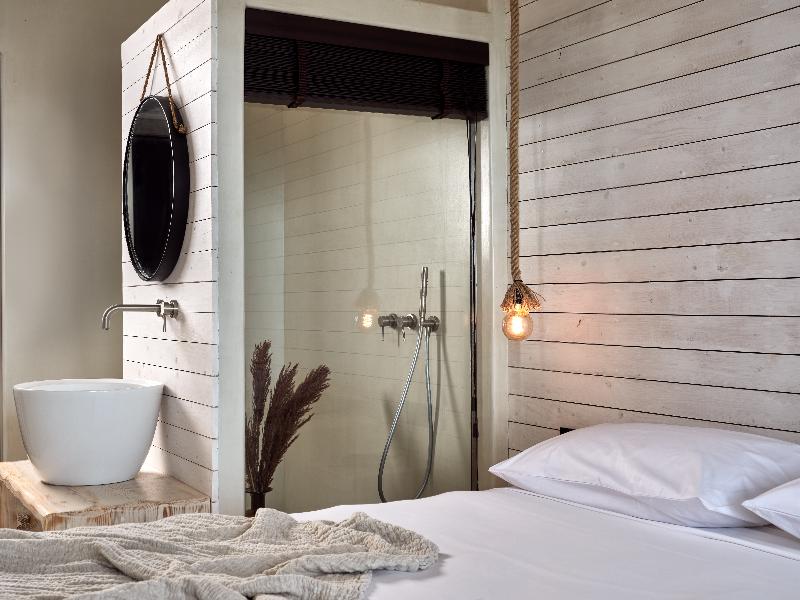Gloria Maris Hotel Suites & Villas image
