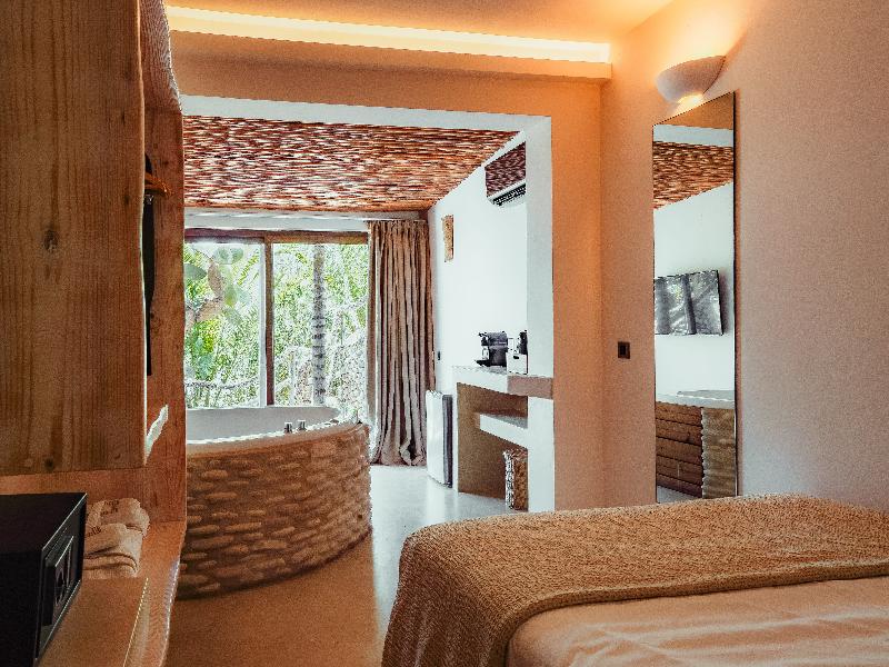 Gloria Maris Hotel Suites & Villas image