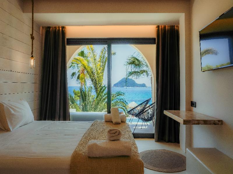 Gloria Maris Hotel Suites & Villas image