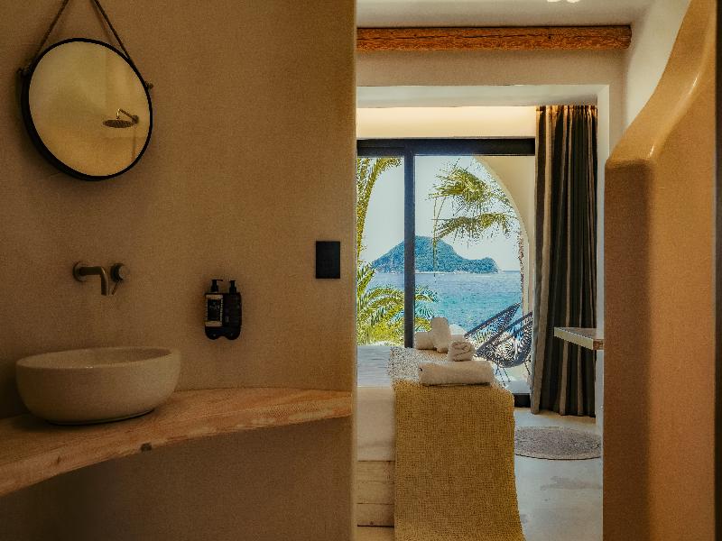 Gloria Maris Hotel Suites & Villas image